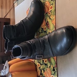 Earth Origins Leather and Fabric Boots